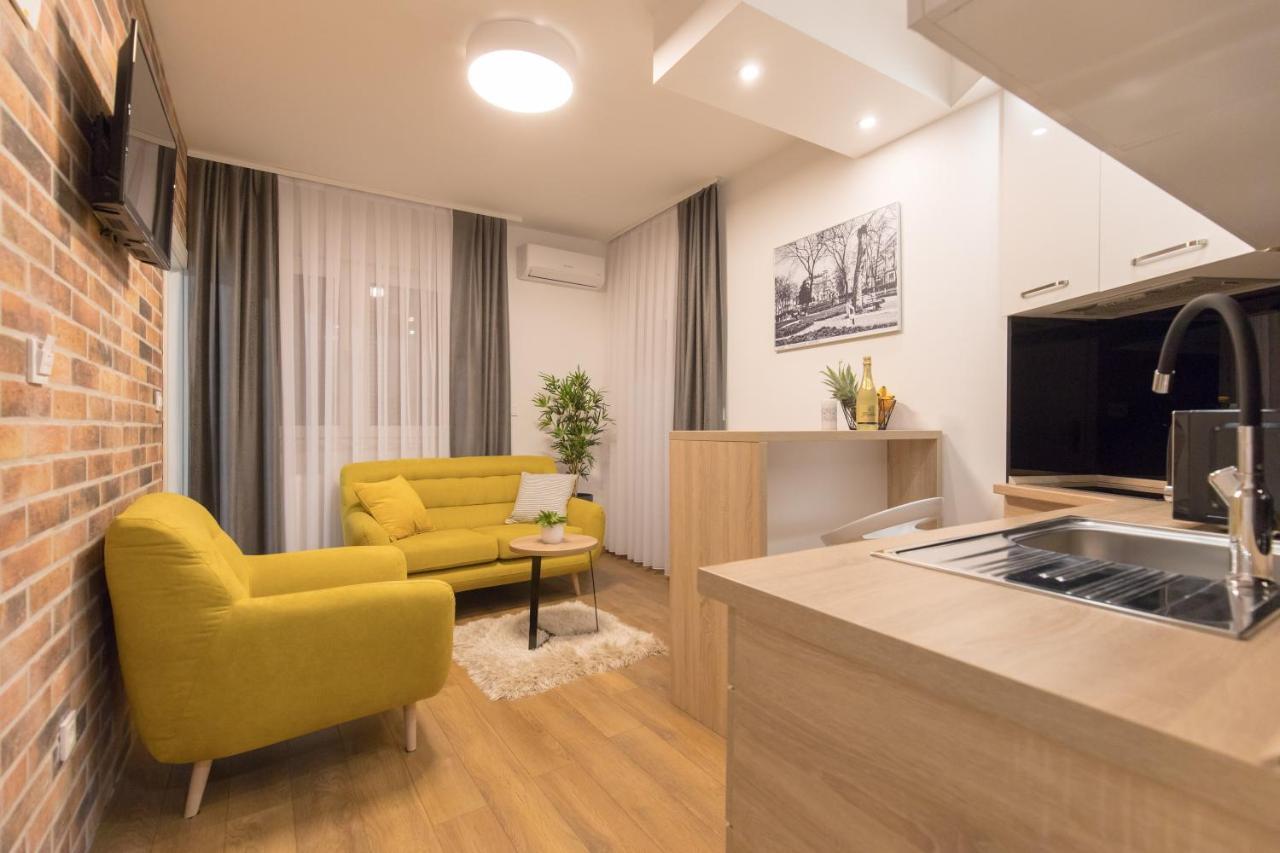 Apartmani I Sobe Pejacevic Osijek Eksteriør bilde